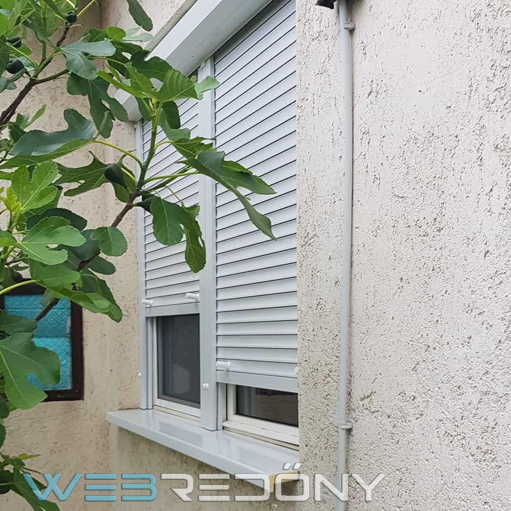 Hagyományos műanyag redőny fehér Hagyományos műanyag redőny fehér