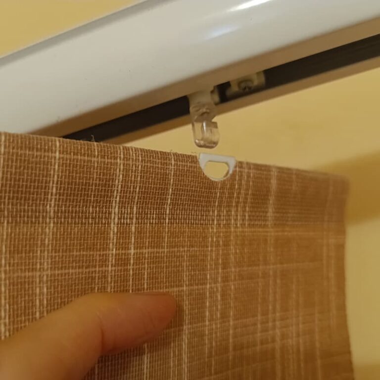 Szalagfüggöny szerelési útmutató 2. lépés